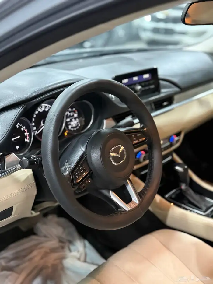 مازدا زوم 6 2020 فضي لدى معرض(عبيد الرشيدي) 5