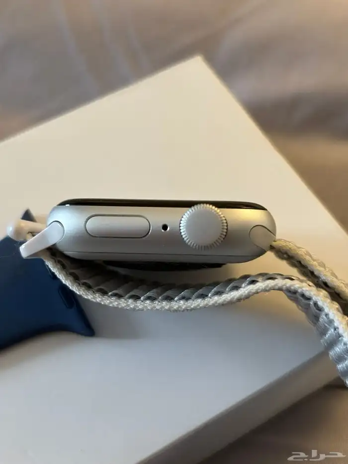 ساعة ابل ابل واتش 1