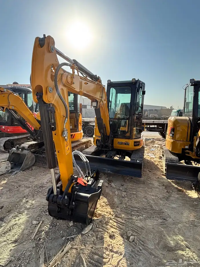 للاجار مني بوكلين صغير للاماكن الضيقه ورافعات ثقيله 8