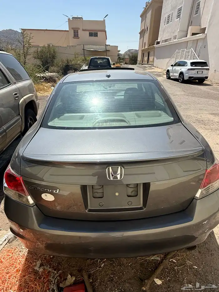 اكورد للبيع السوم في المعارض 23500 واللي صامل قريب 4