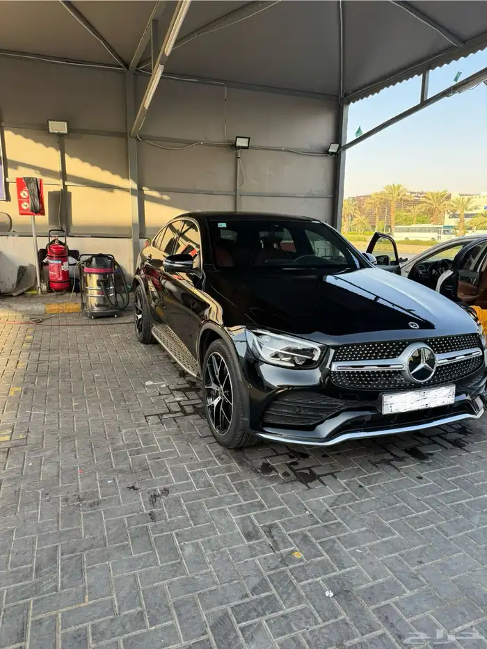 سيارة مرسيدس glc coupe وارد جفالي 1