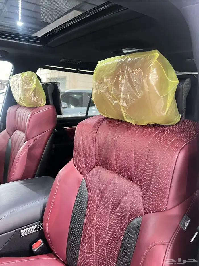 جيب لكزس LX570 2021 بلاك اديشن شبه جديد ( عبداللطيف جميل ) 8