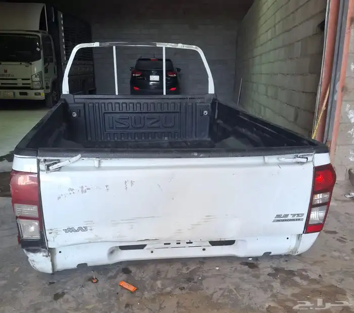 للبيع صندوق ايسوزو ديماكس غماره مع الفيبر موديل 2022 ابيض 8