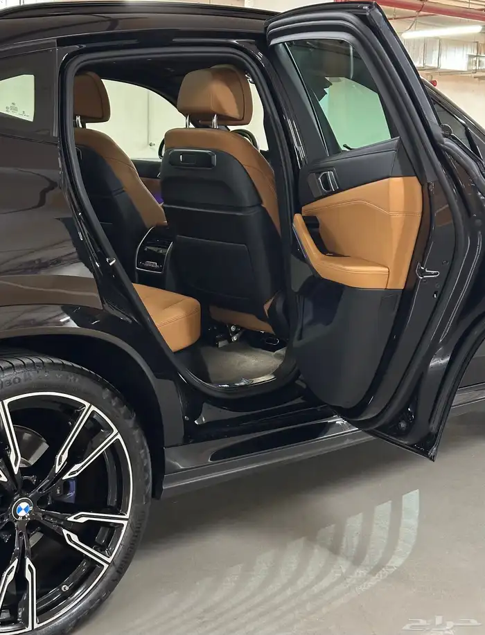 BMW x6 شبه جديد 11