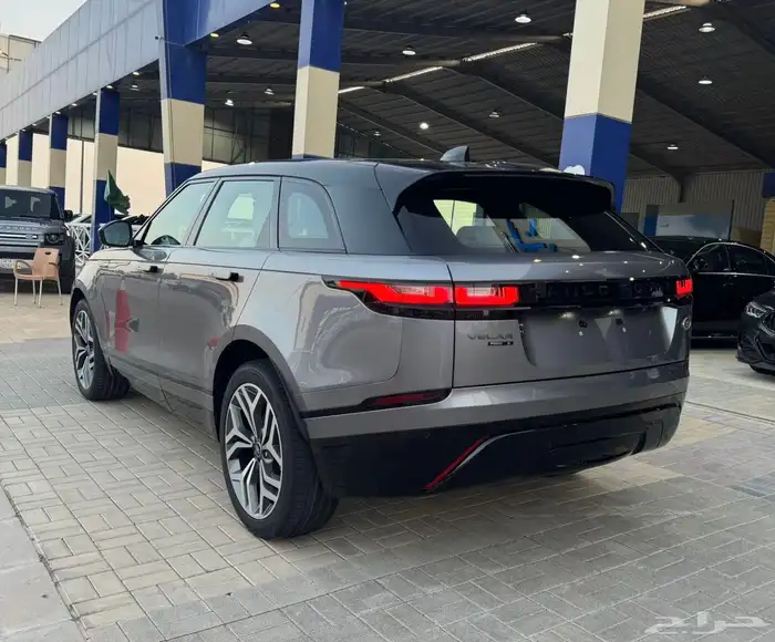 لاند روفر فيلار P250S R-Dynamic 2020 3