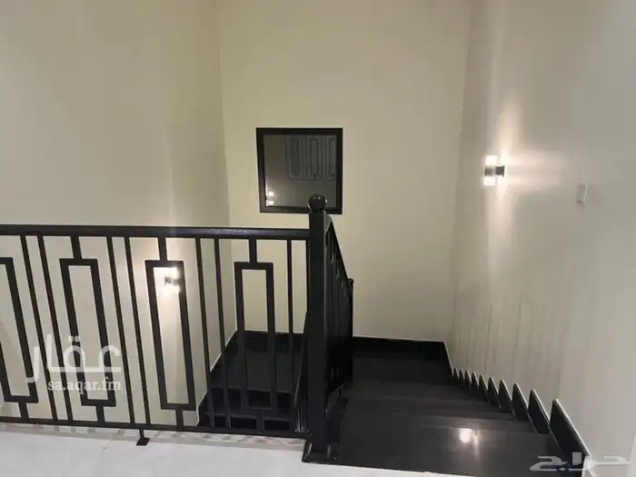 فيلا للبيع 250 متر 10