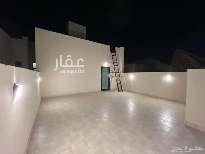 فيلا للبيع 250 متر 12