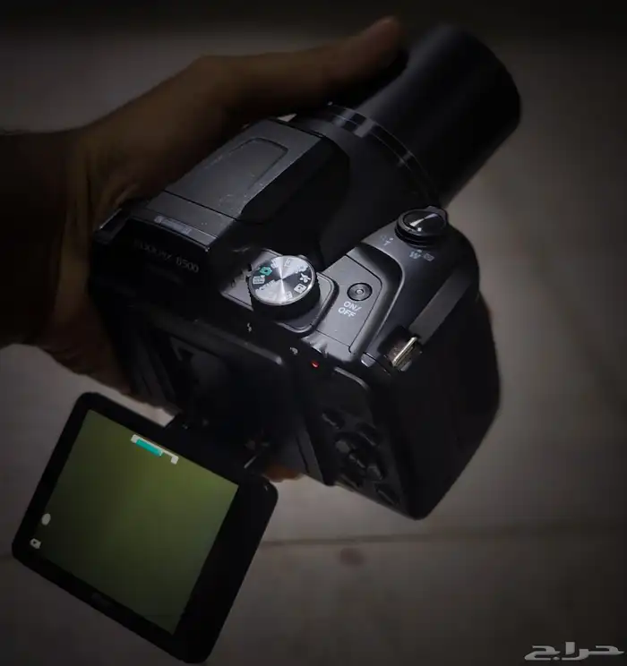 كاميرا نيكون B500 2