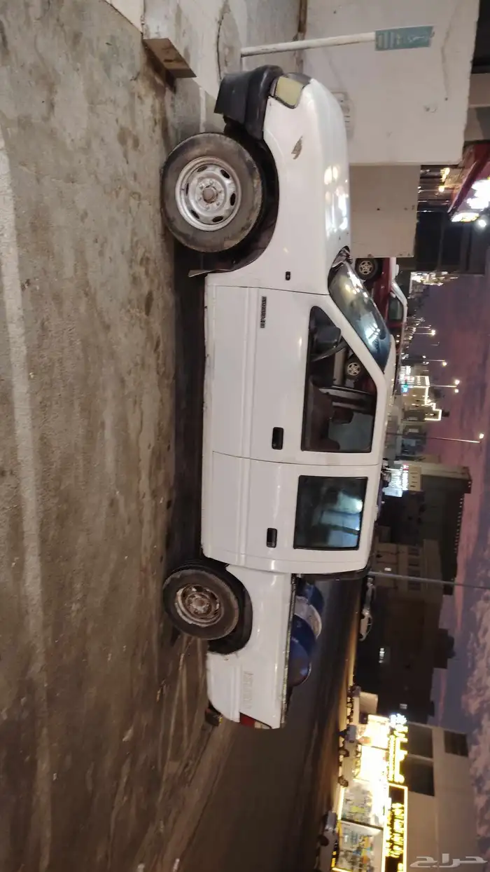 سياره اسيزو مديل 2002 للبيع مكينه قير على الشرط وضمان ب 3