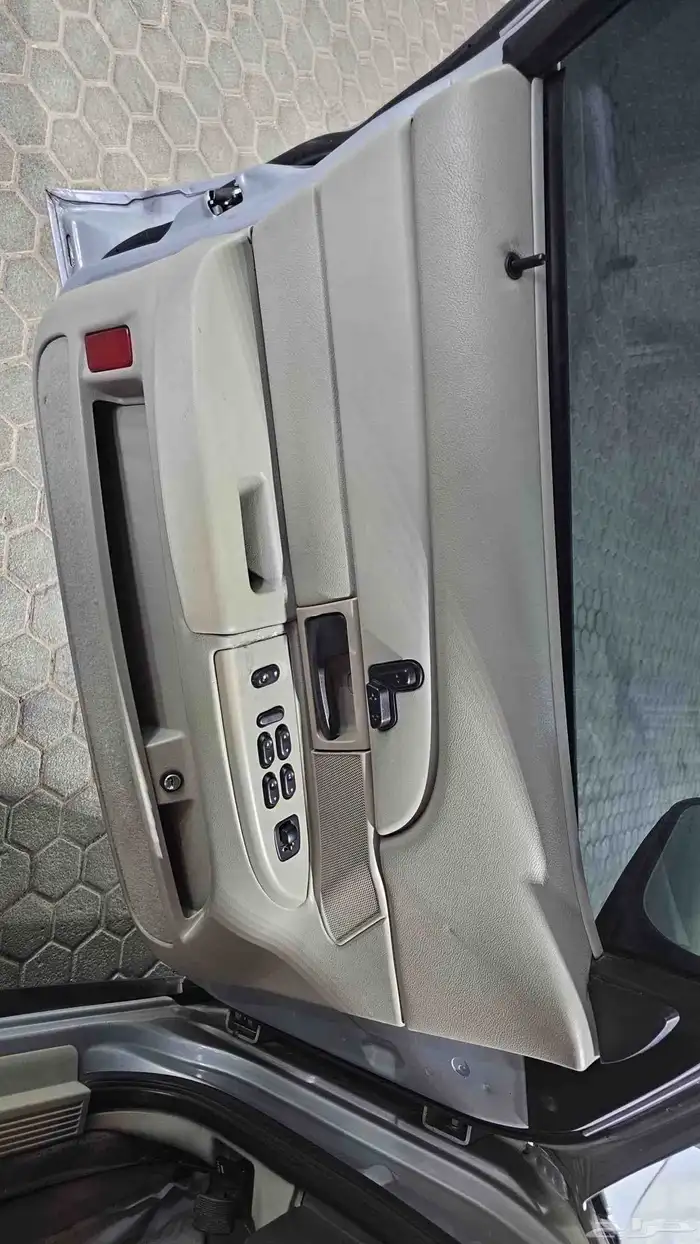 فورد كراون فكتوريا 2007 8