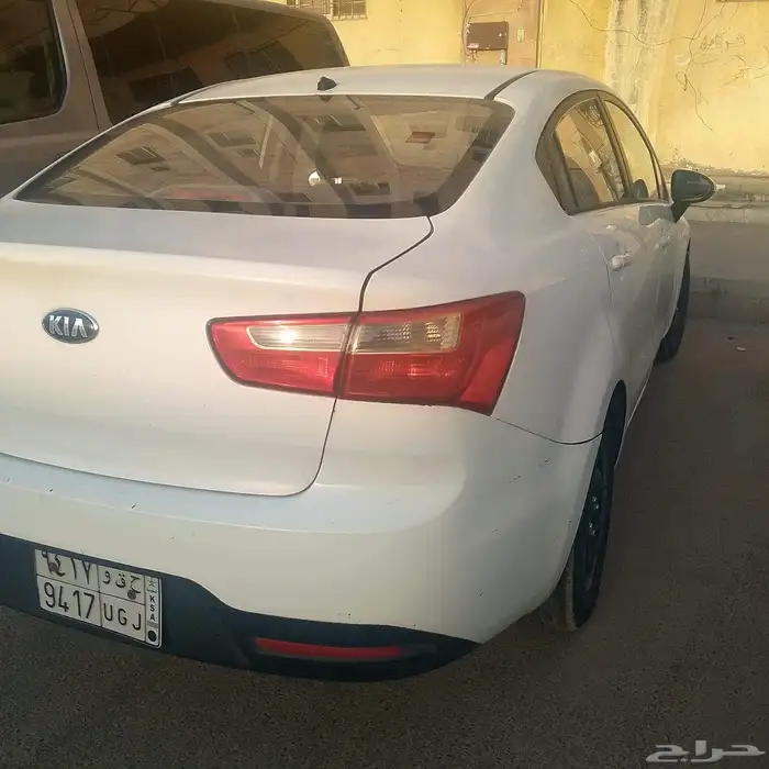 kia rio 2015 3