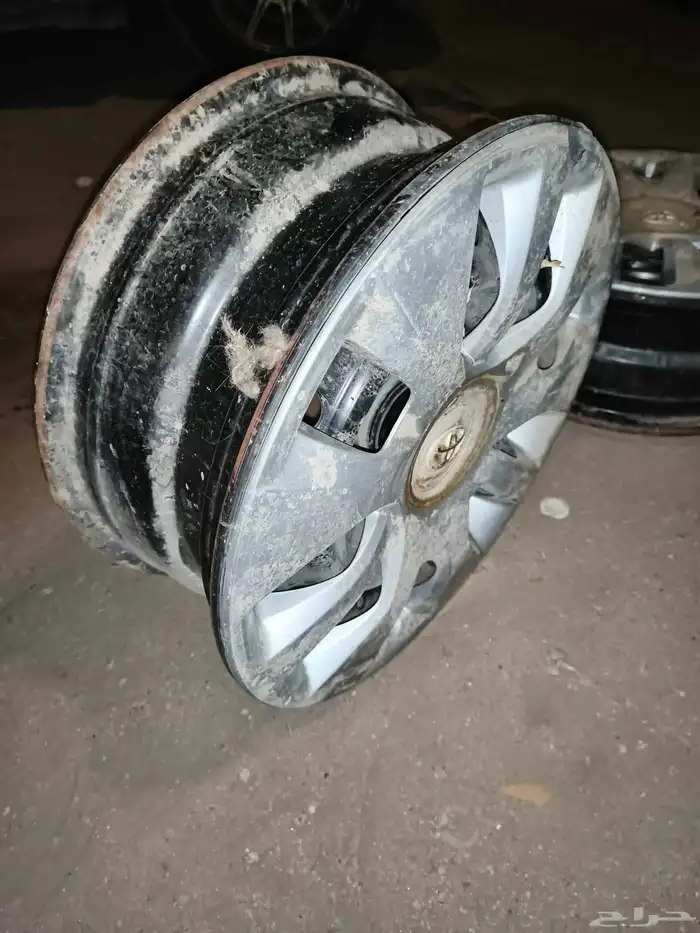 السلام عليكم عندي جنوط سياره كورولا 2014 حديد ما شاء الصامل 2