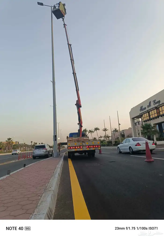 ونش كرين سطح للايجار يومى و شهرى داحل جده 9