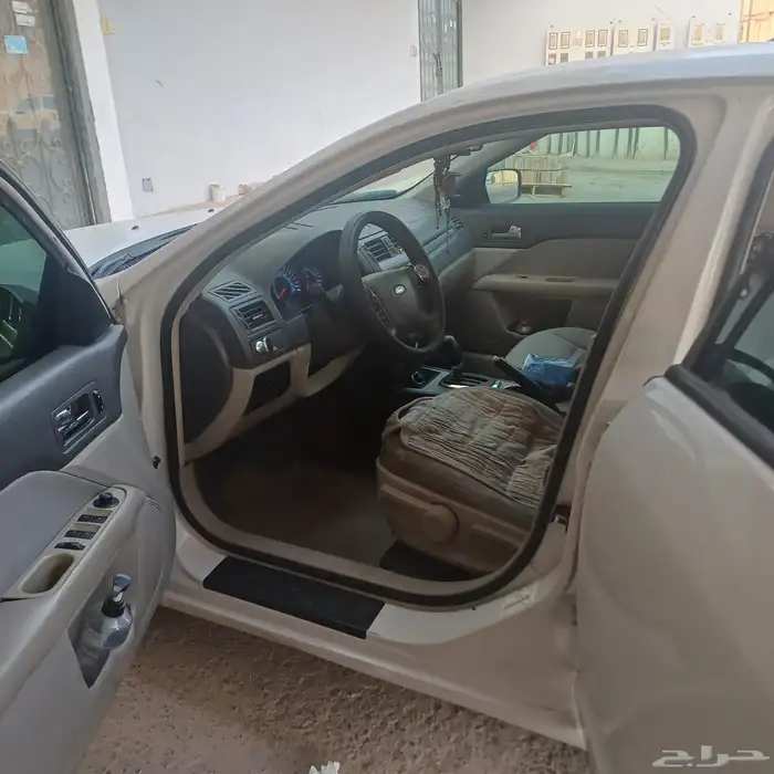 فورد فيوجن 2010 1