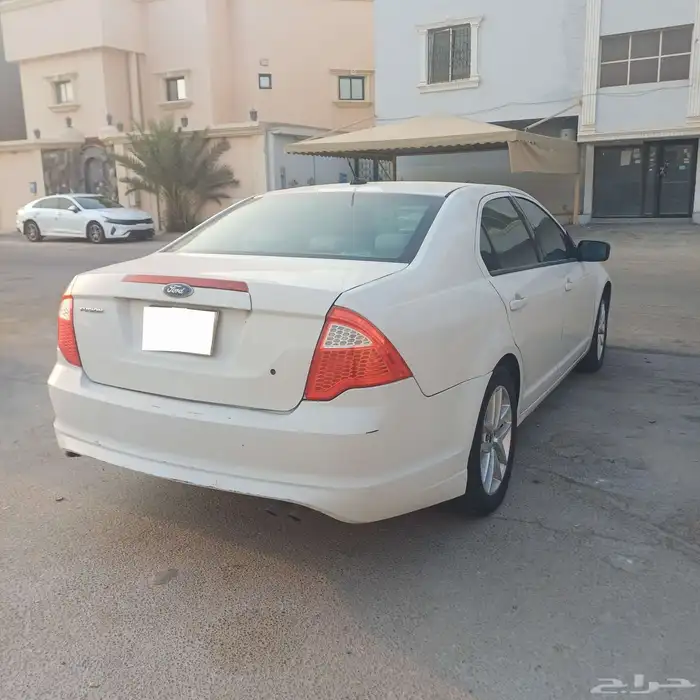 فورد فيوجن 2010 6