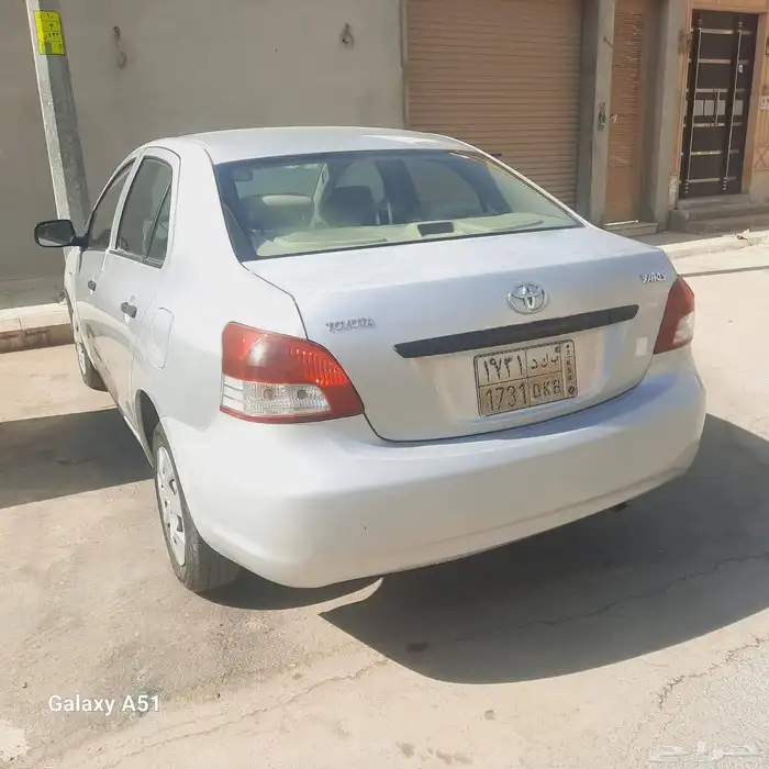 للبيع يارس 2011 متحركات وكاله شرط 2