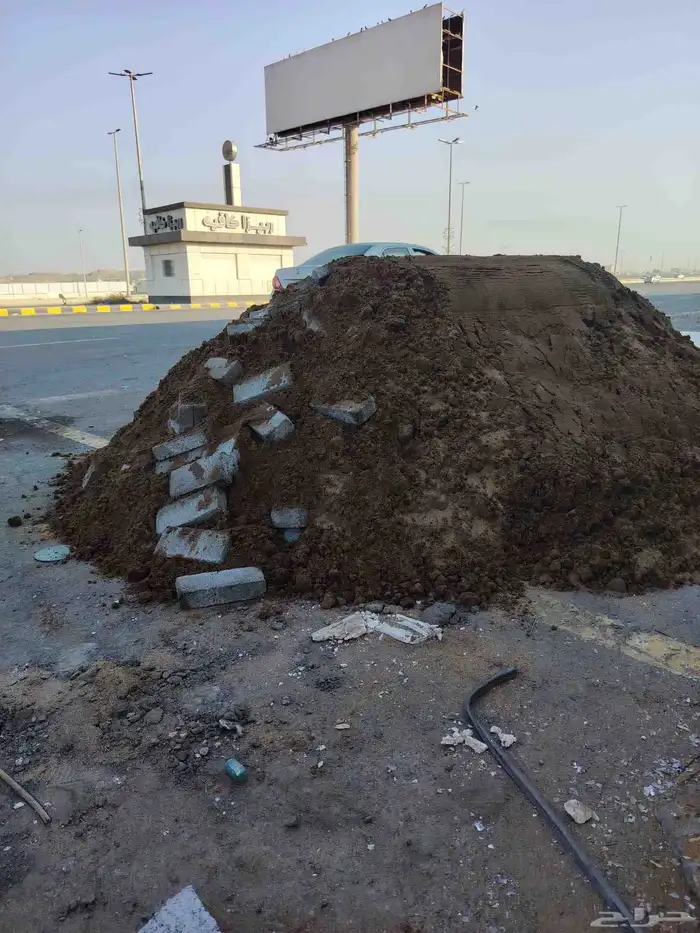 بطحا اسمنت طوب عتب بلك خرسانية نقل مخلفات 2