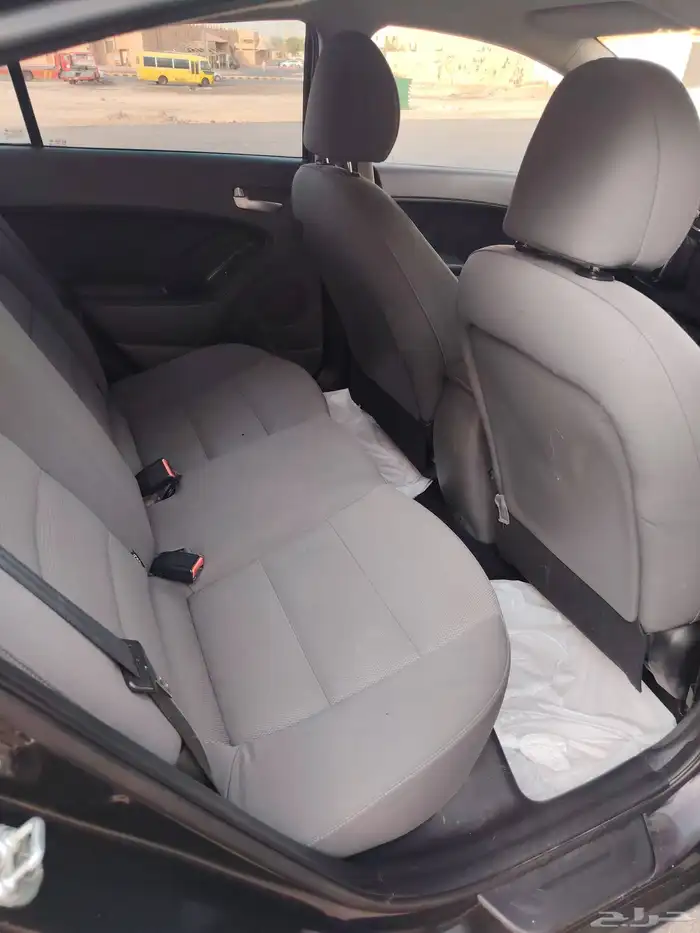 كيا سيراتو موديل 2017 بني 9