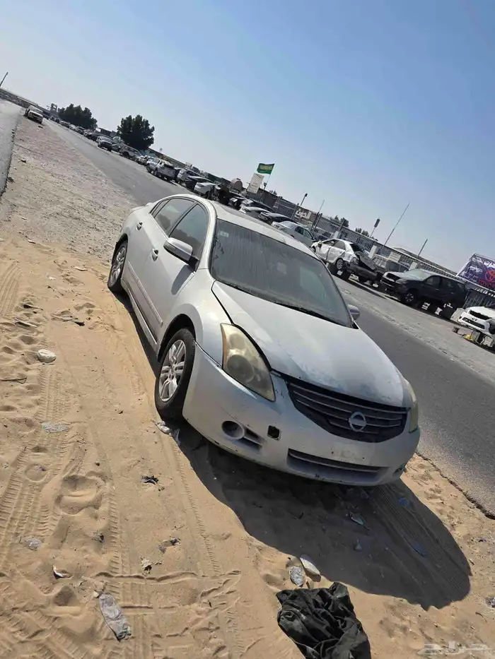 نيسان التيما 2010 0