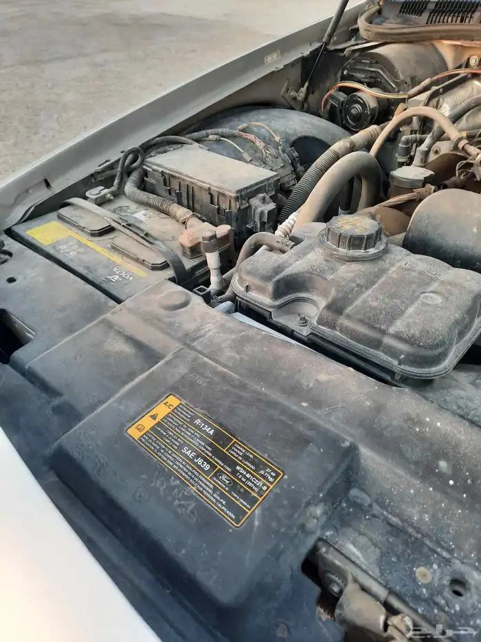 فورد كراون فكتوريا 2011 وارد الجزيرة 27