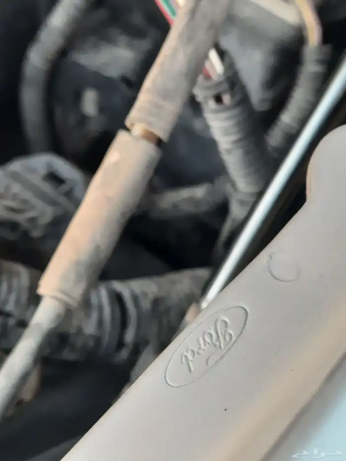 فورد كراون فكتوريا 2011 وارد الجزيرة 32