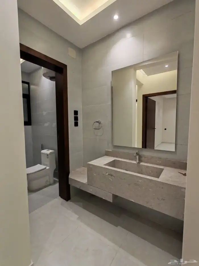 للبيع روف علوي مع بايكه سياره شمال الخميس تشطيب مودرن 11