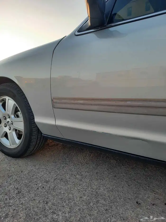 فورد كراون فكتوريا 2011 وارد الجزيرة 14