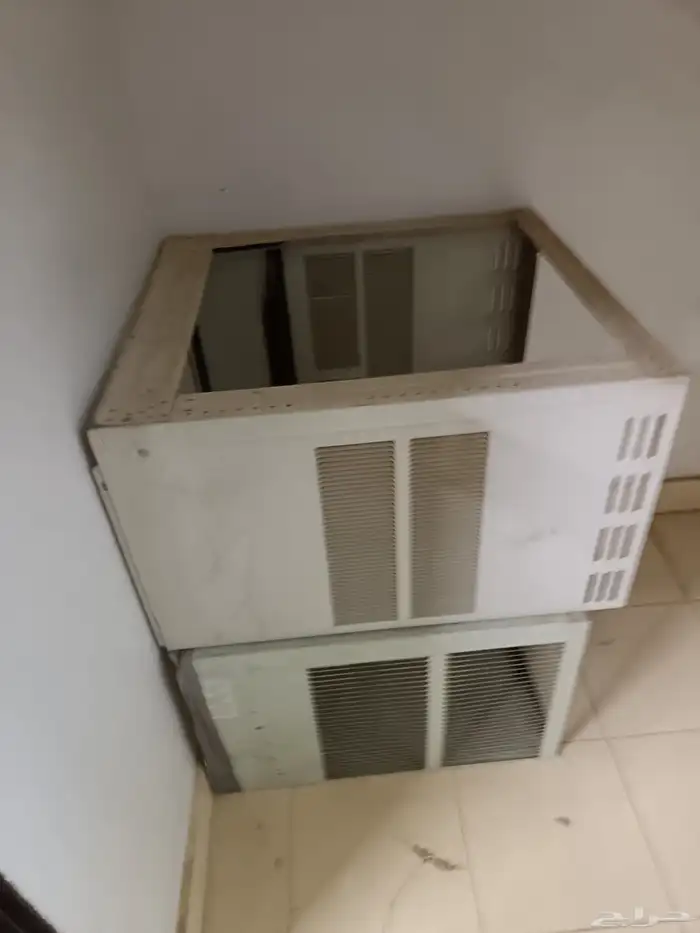 بيت مكيف شباك عدد 4 0