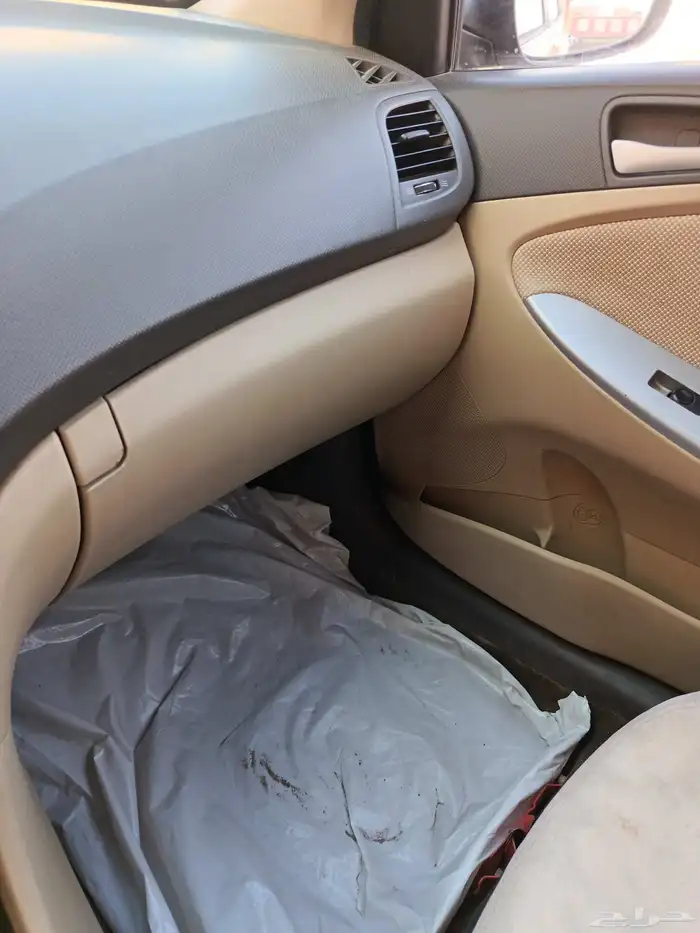 اكسنت قير عادي 2012 2