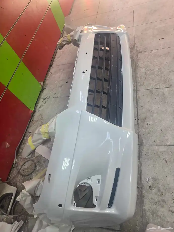 صدام لكزس 2011 امامي 3