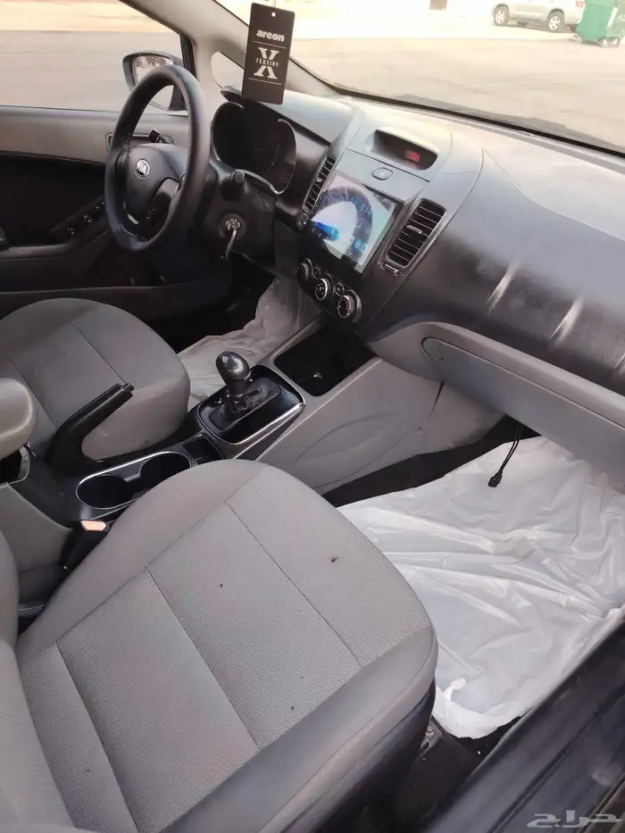 كيا سيراتو موديل 2017 بني 8