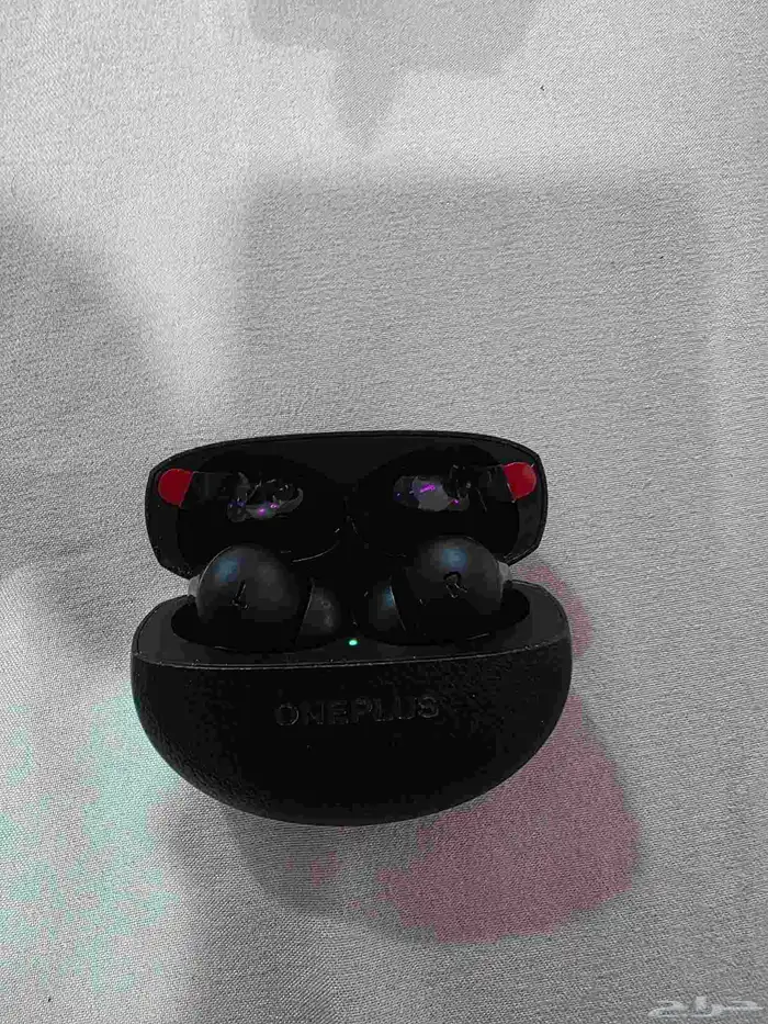 ساعة جلكسي الترا وأغراض ون بلس 10