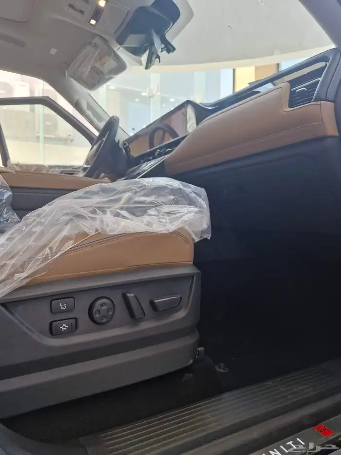 انفنتي QX80 SENSORY 31