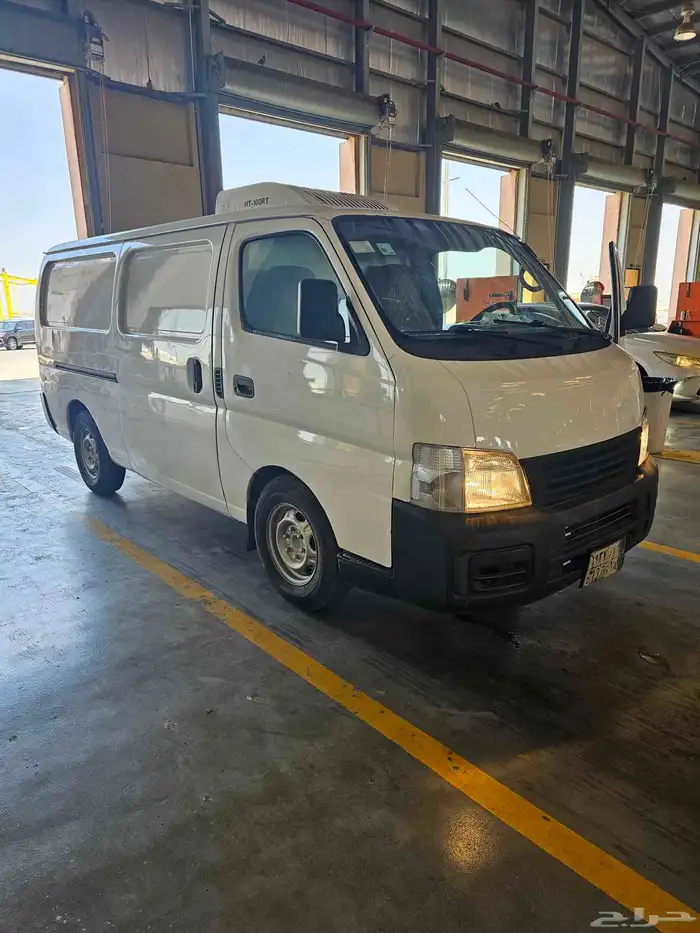 نيسان اورفان باص بضاعة 2005 0