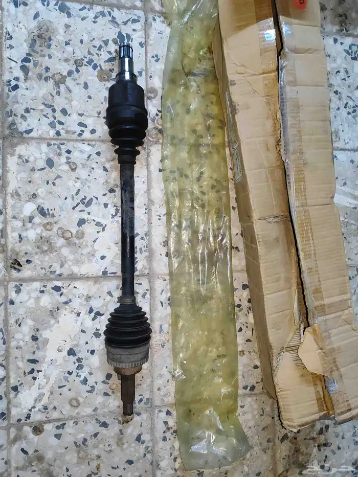 عكس امامي يسار سزوكي سيليريو 2010 وفوق اصلي( تماتيك ) 4