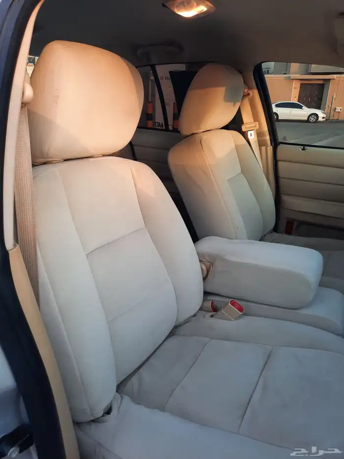 فورد كراون فكتوريا 2011 وارد الجزيرة 37