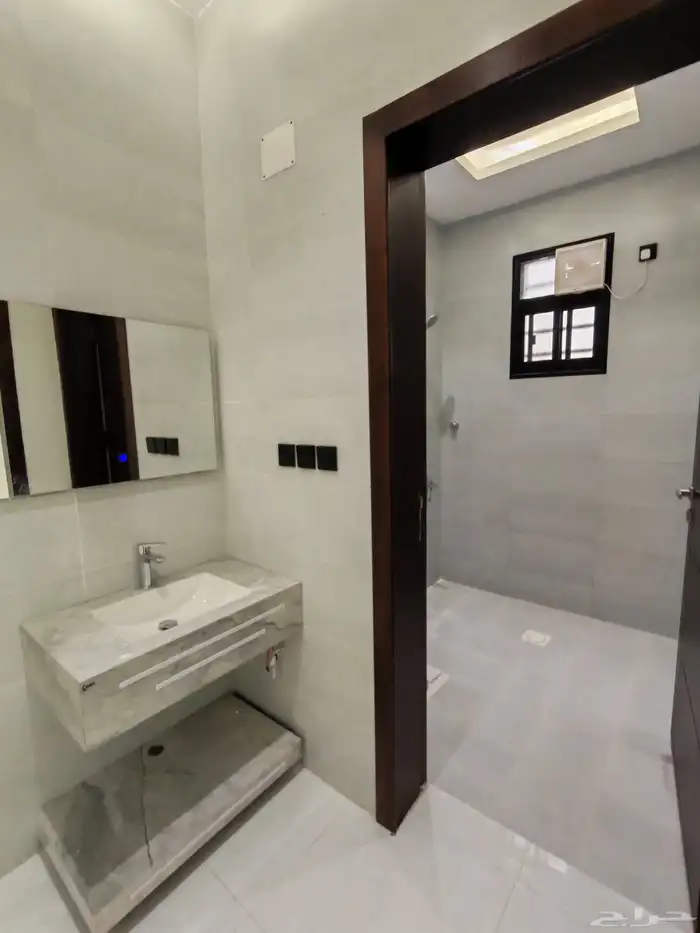 للبيع روف علوي مع بايكه سياره شمال الخميس تشطيب مودرن 28