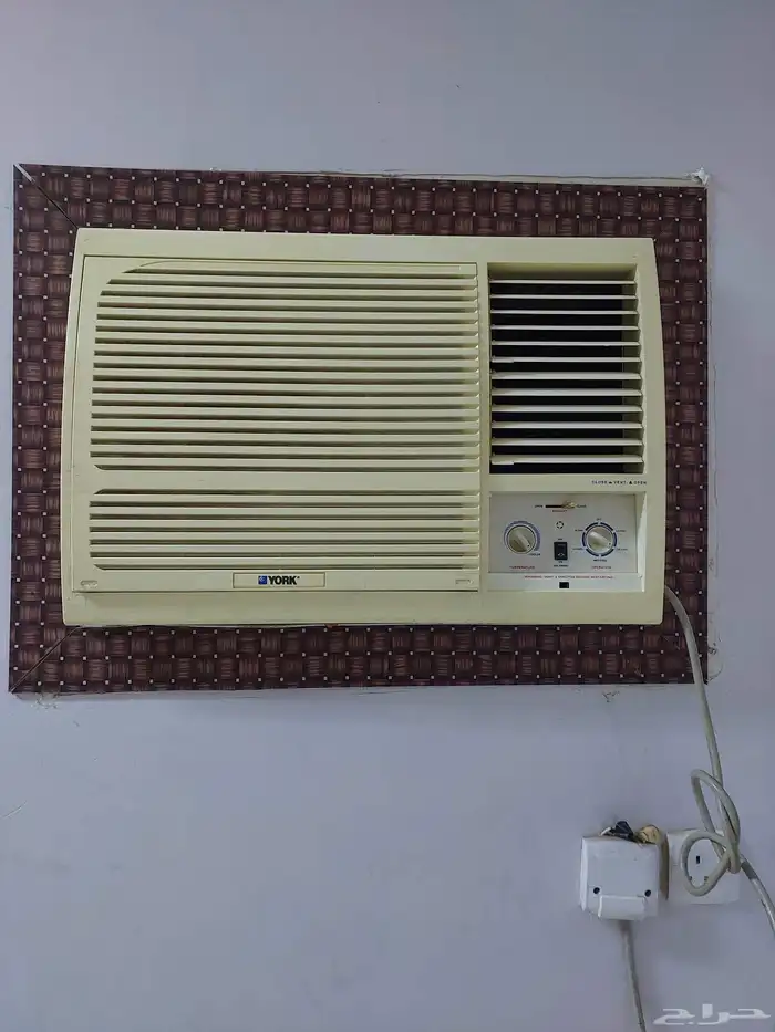 Window AC 1.5 tons York 3