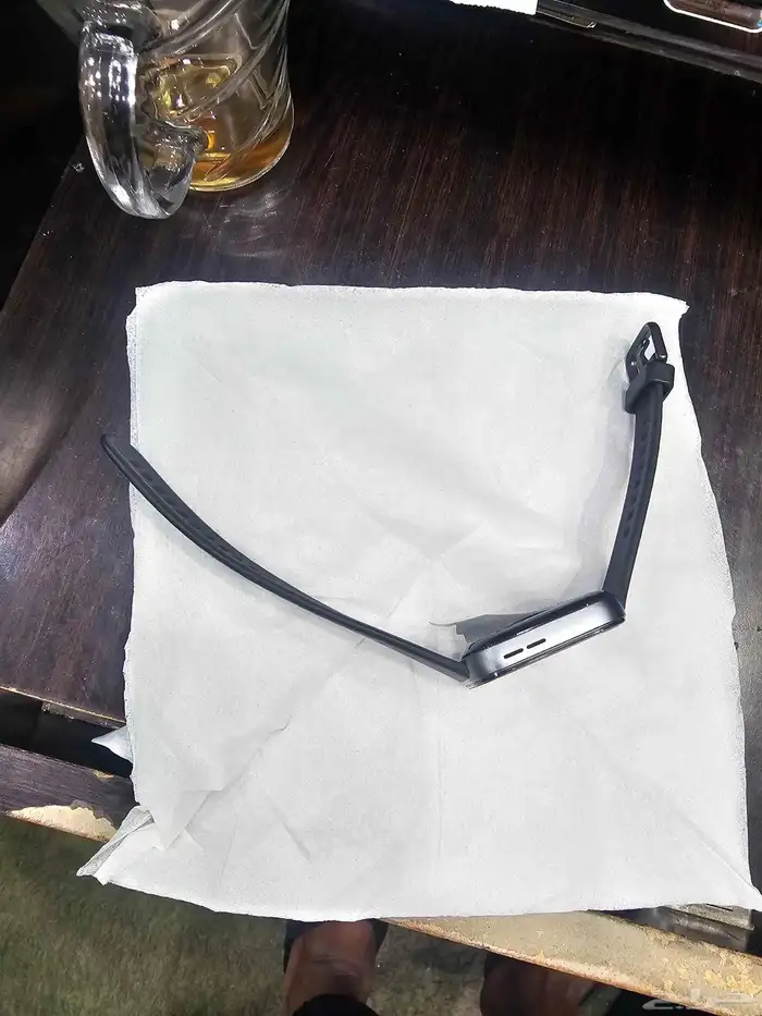 السلام عليكم اعرض لكم ساعة هواوي جديد افتحت بس من الكرتونة 1