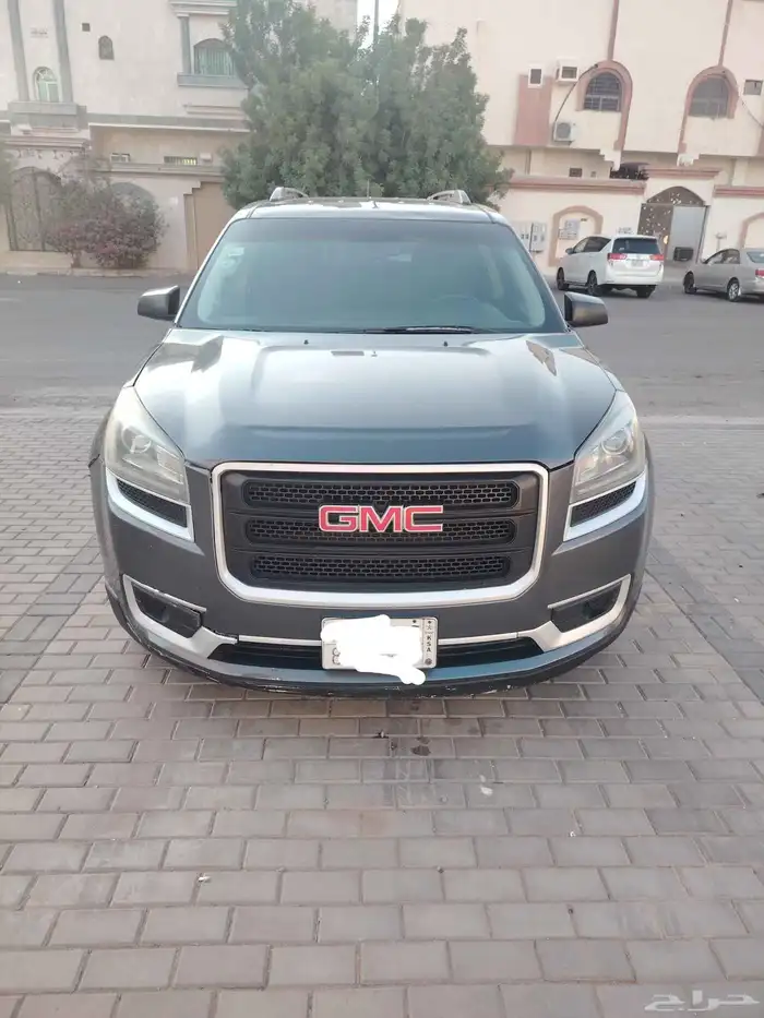 أكاديا جي ام سي 2014 نظيفة سيارة عائلية نظيفة جدا 8