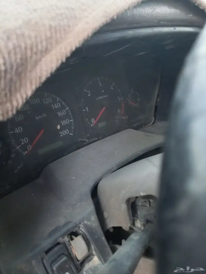 لبيع قطع غيار جيب نيسان 2000 4