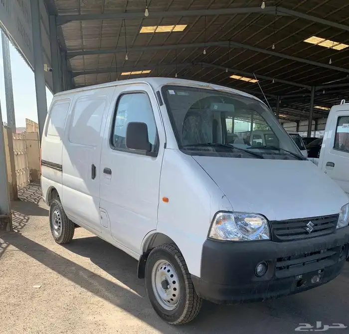 سوزوكي ايكو فان موديل 2025 3