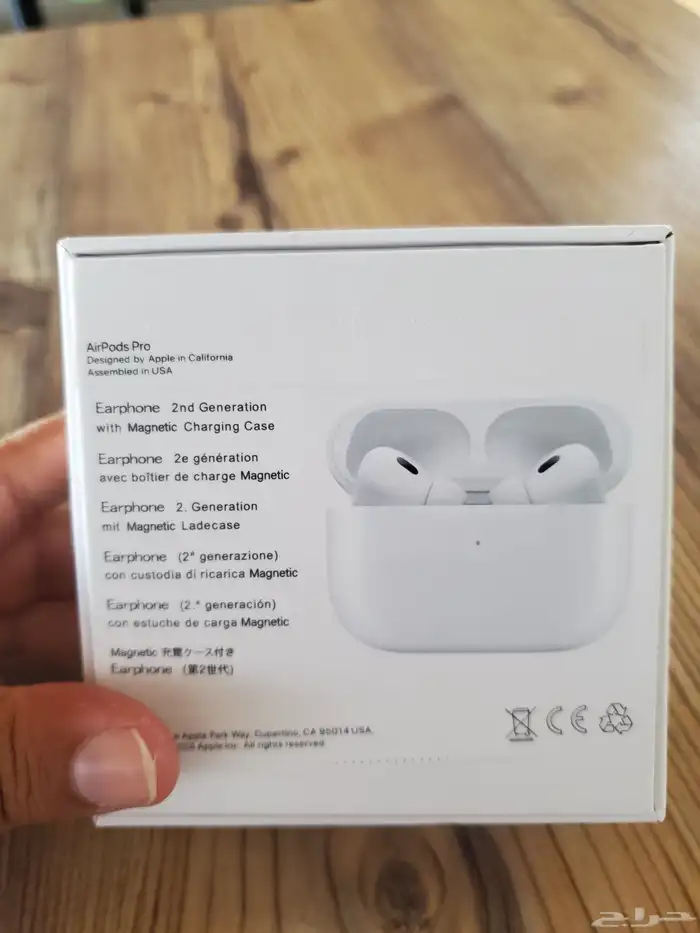 سماعة ابل بلكرتون علئ السوم 1