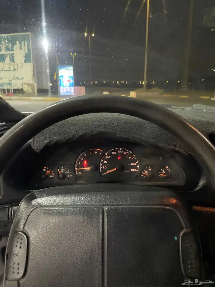 للبيع كومارو 1995 أبيض 7