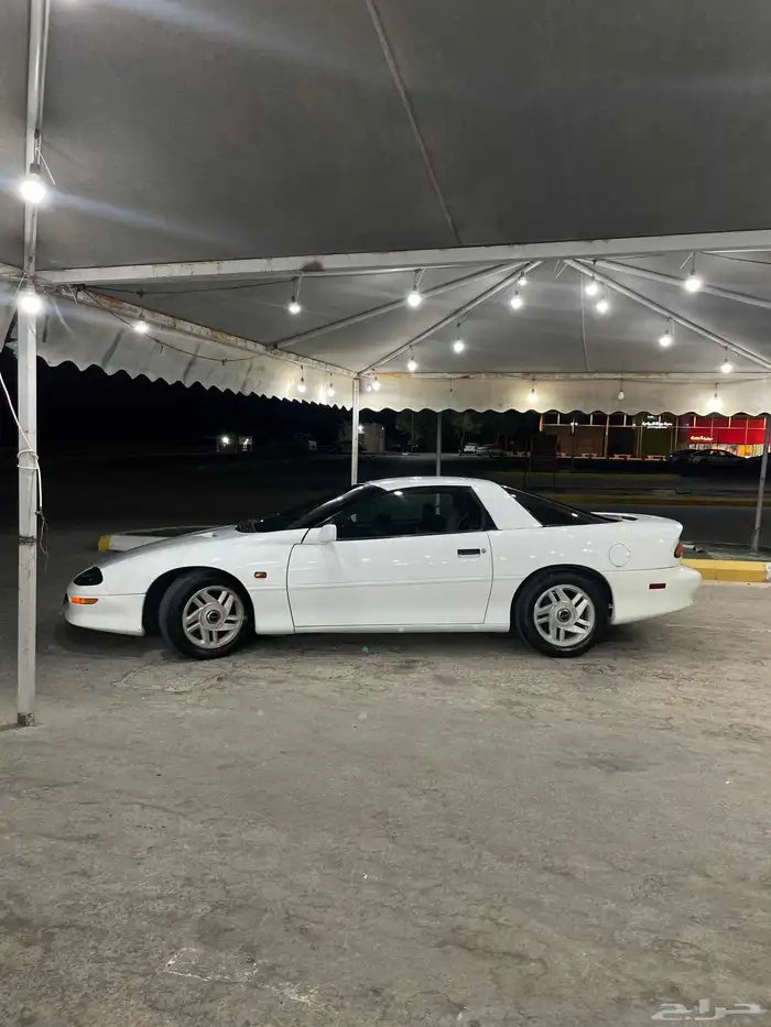 للبيع كومارو 1995 أبيض 1