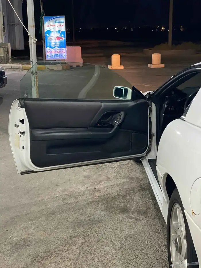 للبيع كومارو 1995 أبيض 5