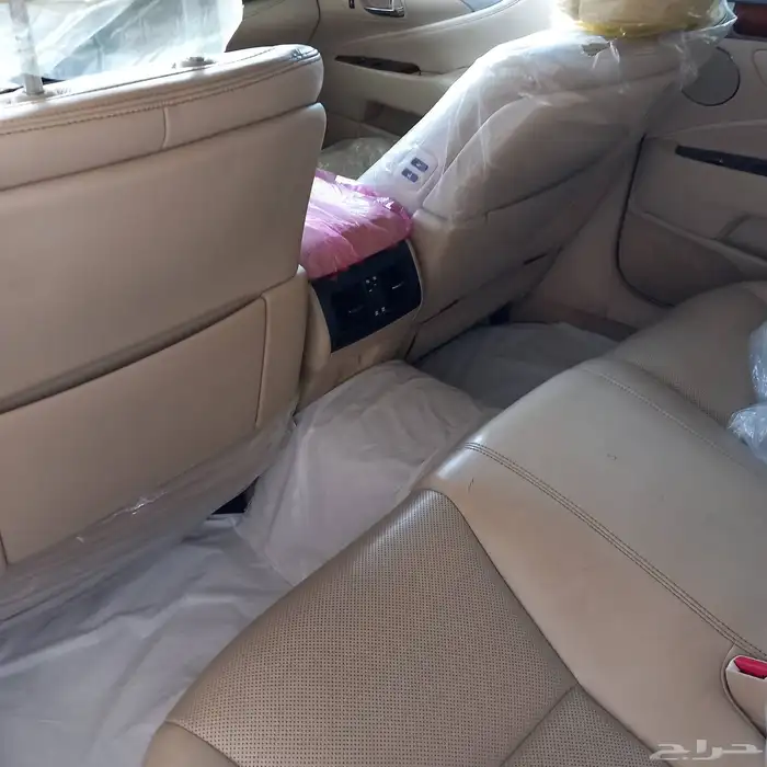 للبيع لكزس LS460 موديل 2016 8