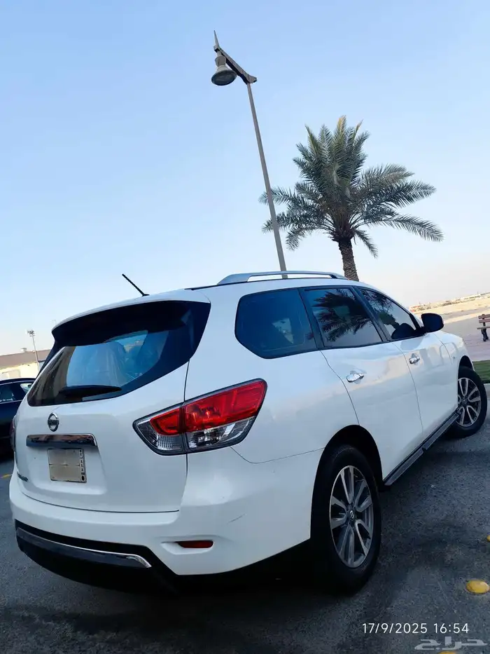 للبيع او البدل نيسان باثفايندر وكاله ممشى قليل نظيفة بالهفوف 46