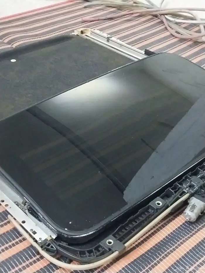 فتحة سقف كامري 2007 _2011 1