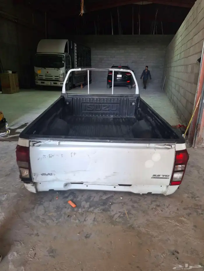 للبيع صندوق ايسوزو ديماكس غماره مع الفيبر موديل 2022 ابيض 3